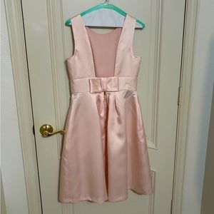 Pink Dress with low back & bow🎀